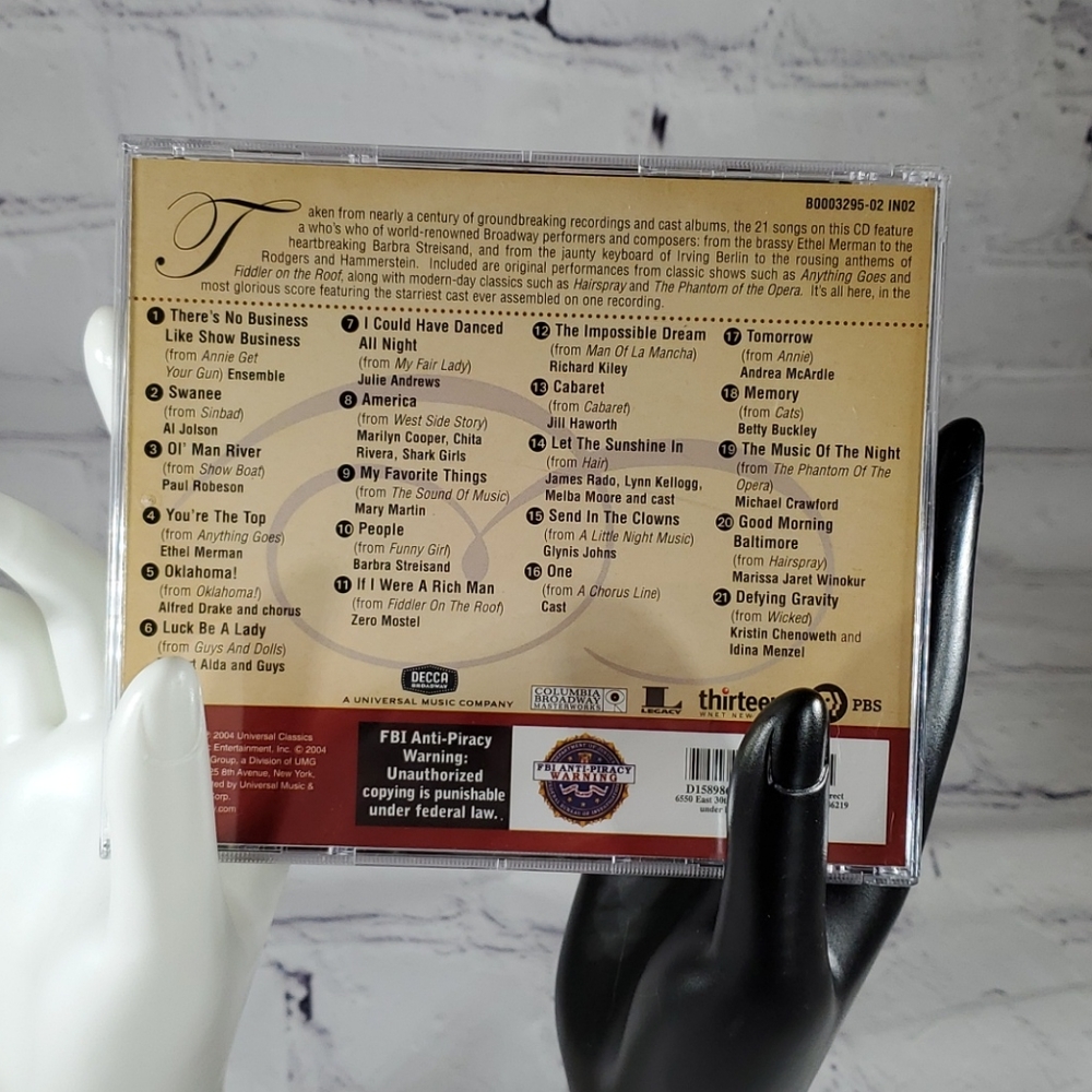 Music CD - The Best Of Broadway Musicals - Picture 2 of 2